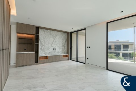 Villa en Tilal Al Ghaf, Dubai, 5 dormitorios, 527 m², № 75055 - foto 7