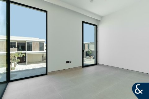 Villa en Tilal Al Ghaf, Dubai, 5 dormitorios, 527 m², № 75055 - foto 11
