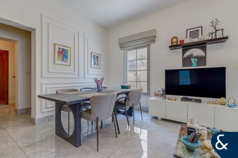 Villa en District 16, Jumeirah Village Circle, Dubai, 3 dormitorios, 630 m², № 75053 - foto 7