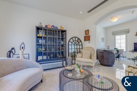 Villa en District 16, Jumeirah Village Circle, Dubai, 3 dormitorios, 630 m², № 75053 - foto 5