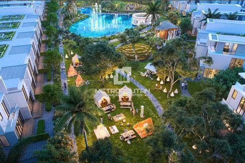 Купить виллу в Dubai Land, Дубай: 4 спальни, 144м², № 73763 - фото 5