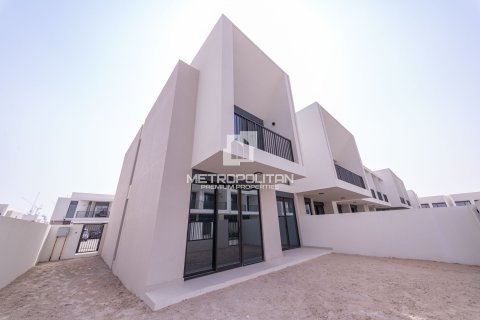 Townhouse in Town Square, Dubai 4 bedrooms, 262 sq.m. № 73755 - photo 3