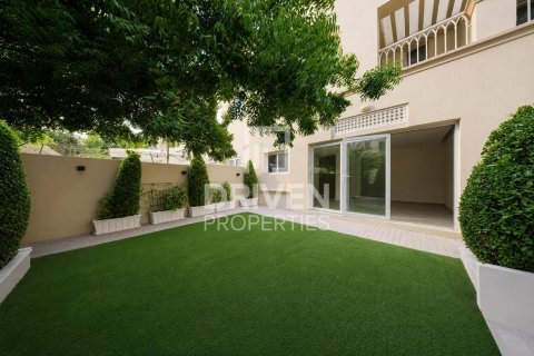 Villa en Springs 12, The Springs, Dubai, 2 dormitorios, 151.52 m², № 128367 - foto 17