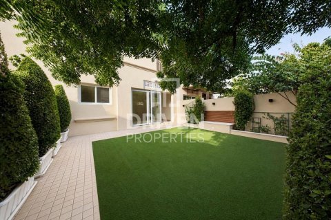 Villa en Springs 12, The Springs, Dubai, 2 dormitorios, 151.52 m², № 128367 - foto 18
