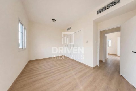 Villa en Springs 12, The Springs, Dubai, 2 dormitorios, 151.52 m², № 128367 - foto 12