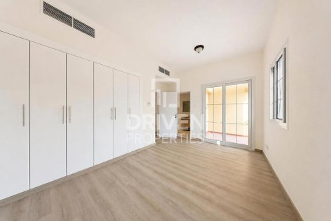 Villa en Springs 12, The Springs, Dubai, 2 dormitorios, 151.52 m², № 128367 - foto 11