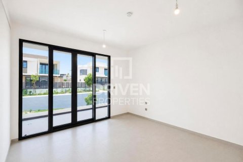 Villa in Jebel Ali, Dubai 4 bedrooms, 629.98 sq.m. № 128368 - photo 10