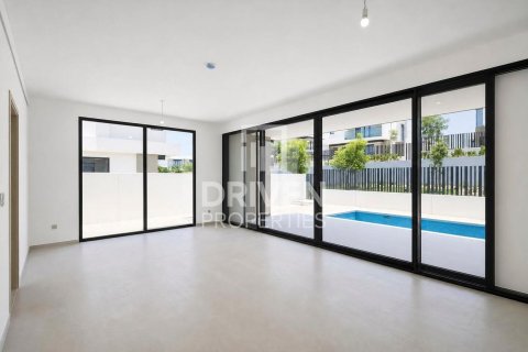 Villa in Jebel Ali, Dubai 4 bedrooms, 629.98 sq.m. № 128368 - photo 3