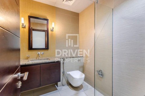 Apartment in Tiara Residences, Palm Jumeirah, Dubai 3 bedrooms, 222.22 sq.m. № 128360 - photo 16