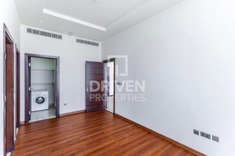 Apartment in Tiara Residences, Palm Jumeirah, Dubai 3 bedrooms, 222.22 sq.m. № 128360 - photo 12