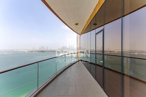 Apartment in Tiara Residences, Palm Jumeirah, Dubai 3 bedrooms, 222.22 sq.m. № 128360 - photo 17