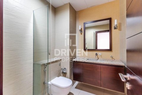 Apartment in Tiara Residences, Palm Jumeirah, Dubai 3 bedrooms, 222.22 sq.m. № 128360 - photo 14