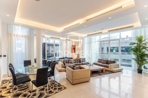 Penthouse in Oceana, Palm Jumeirah, Dubai 4 bedrooms, 497.4 sq.m. № 128359 - photo 2