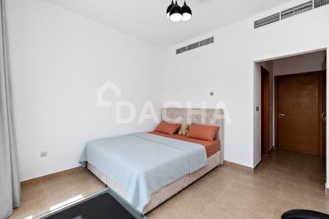 Villa à Jumeirah Village Triangle, Dubai, 2 chambres, 250 m², № 123189 - photo 14
