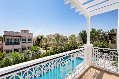Villa à Jumeirah Village Triangle, Dubai, 2 chambres, 250 m², № 123189 - photo 22