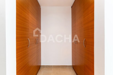 Villa à Jumeirah Village Triangle, Dubai, 2 chambres, 250 m², № 123189 - photo 18