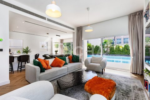 Villa à Jumeirah Village Triangle, Dubai, 2 chambres, 250 m², № 123189 - photo 3