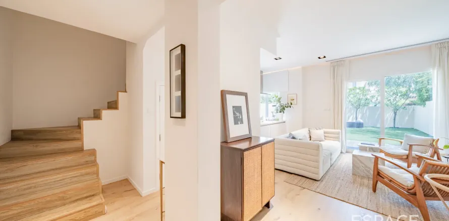 Вилла в Springs 14, The Springs, Дубай, 2 спальни, 153м², № 71151