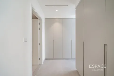 Купить таунхаус в Мудоне, Дубай: 4 спальни, 237м², № 71135 - фото 16