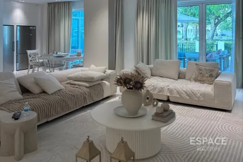 Купить виллу в Green Community Motor City, Motor City, Дубай: 5 спален, 678м², № 71136 - фото 11