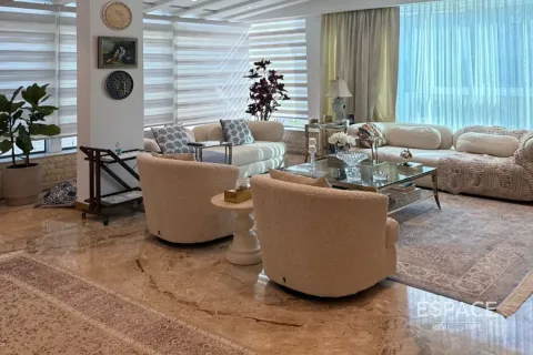 Купить виллу в Green Community Motor City, Motor City, Дубай: 5 спален, 678м², № 71136 - фото 14