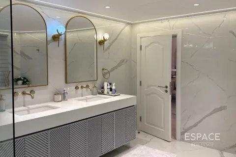 Купить виллу в Green Community Motor City, Motor City, Дубай: 5 спален, 678м², № 71136 - фото 10