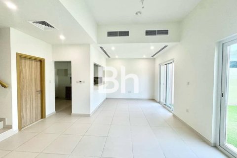فيلا في Dubai Land, دبي 3 غرف نوم, 161 م² رقم 24097 - صورة 9