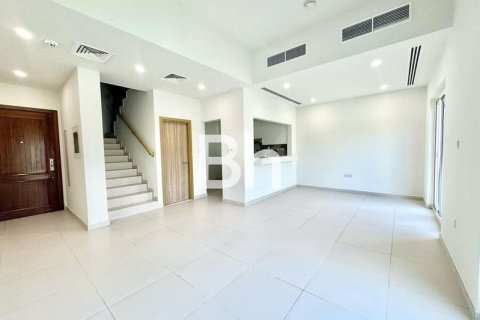 فيلا في Dubai Land, دبي 3 غرف نوم, 161 م² رقم 24097 - صورة 8