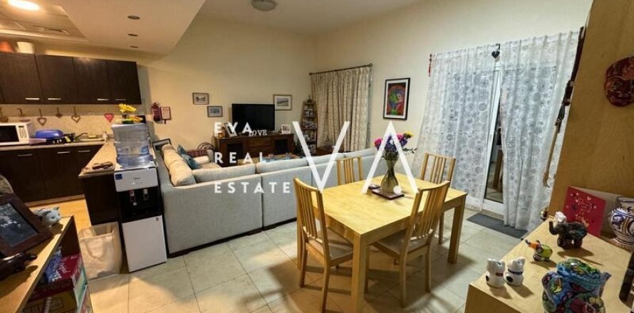 Apartment in Dubai 2 bedrooms, 93.71 sq.m. № 52687
