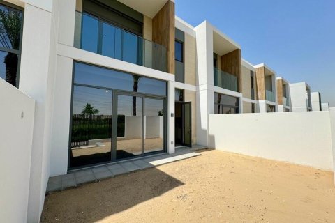 Villa in Dubai 3 bedrooms, 193.98 sq.m. № 52684 - photo 1
