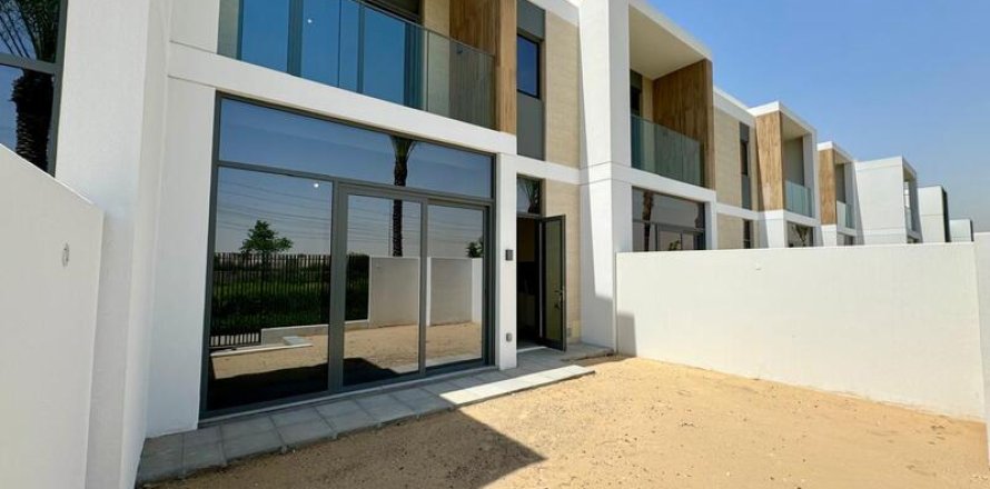 Villa in Dubai 3 bedrooms, 193.98 sq.m. № 52684