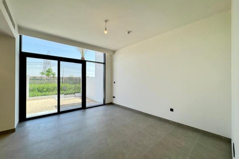 Villa in Dubai 3 bedrooms, 193.98 sq.m. № 52684 - photo 2