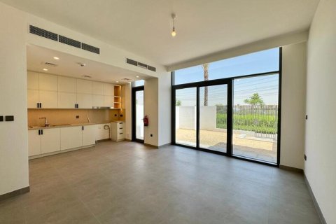 Villa in Dubai 3 bedrooms, 193.98 sq.m. № 52684 - photo 3