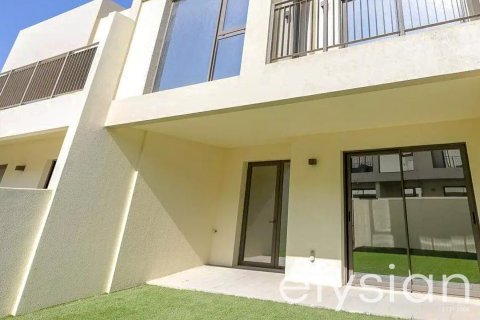 Adosado en EMAAR South, Dubai South (Dubai World Central), Dubai, 3 dormitorios, 144 m², № 37908 - foto 2
