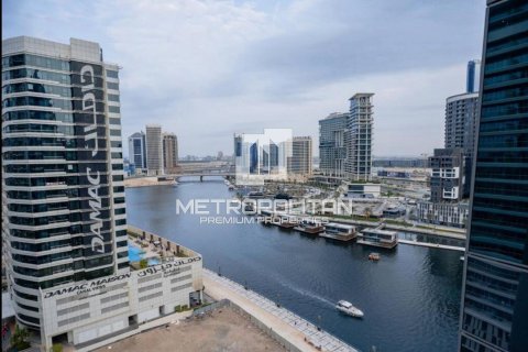 Apartamento en Business Bay, Dubai, 1 dormitorio, 76 m², № 4369 - foto 1