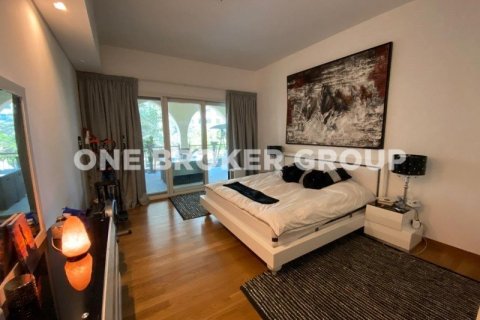 Appartement à Palm Jumeirah, Dubai, 2 chambres, 181.2 m², № 551 - photo 3