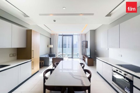 Apartamento en Business Bay, Dubai, 1 dormitorio, 111.8 m², № 43136 - foto 1