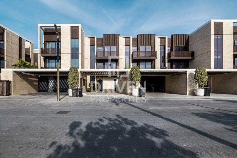 Villa à Jumeirah Bay Island, Jumeirah, Dubai, 3 chambres, 277 m², № 86636 - photo 2