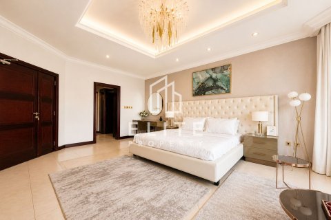 Villa in Palm Jumeirah, Dubai 5 bedrooms, 622 sq.m. № 121598 - photo 13