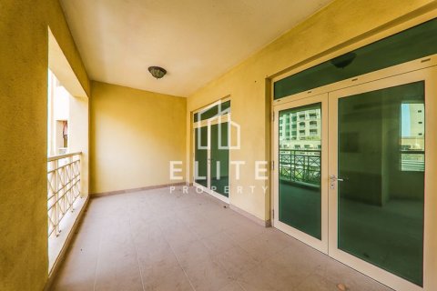 Appartement à Shoreline Apartments, Palm Jumeirah, Dubai, 2 chambres, 144 m², № 121601 - photo 3