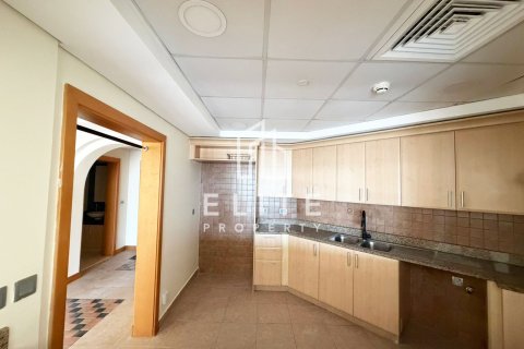Appartement à Shoreline Apartments, Palm Jumeirah, Dubai, 2 chambres, 144 m², № 121601 - photo 2