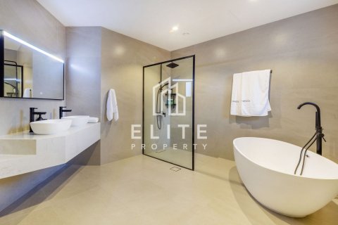 Villa in Palm Jumeirah, Dubai 5 bedrooms, 492 sq.m. № 121596 - photo 15