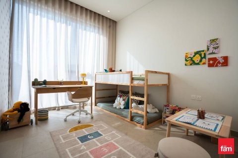 Снять в аренду виллу в Дубае: 3 спальни, 340.7м², № 90589 - фото 9