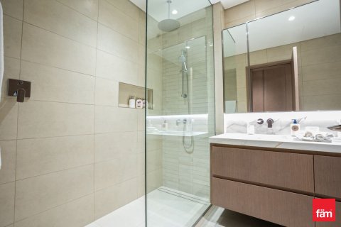 Снять в аренду виллу в Дубае: 3 спальни, 340.7м², № 90589 - фото 16