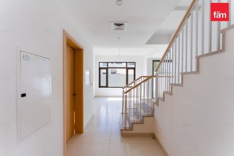 Снять в аренду виллу в Риме, Дубай: 3 спальни, 307.4м², № 90580 - фото 2