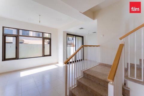 Снять в аренду виллу в Риме, Дубай: 3 спальни, 307.4м², № 90580 - фото 5