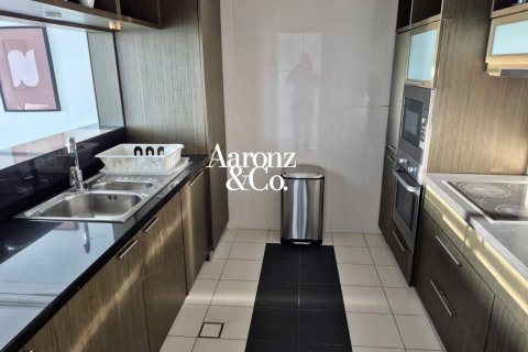 Apartment in Downtown Dubai (Downtown Burj Dubai), Dubai 2 bedrooms, 124 sq.m. № 132987 - photo 7