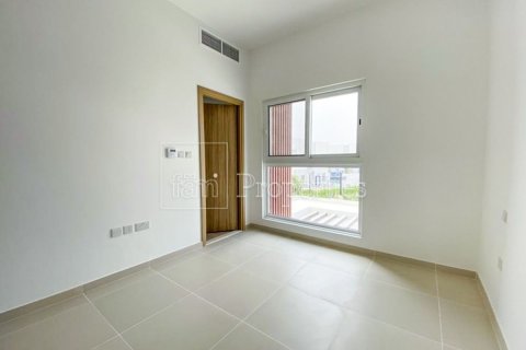 Villa en Dubai, 3 dormitorios, 167.5 m², № 69659 - foto 1