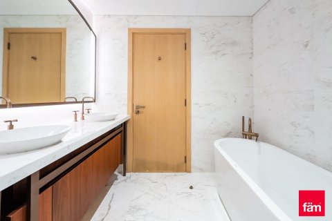 Снять в аренду квартиру в Даунтаун Дубай (Даунтаун Бурдж Дубай), Дубай: 2 спальни, 163.5м², № 64278 - фото 17