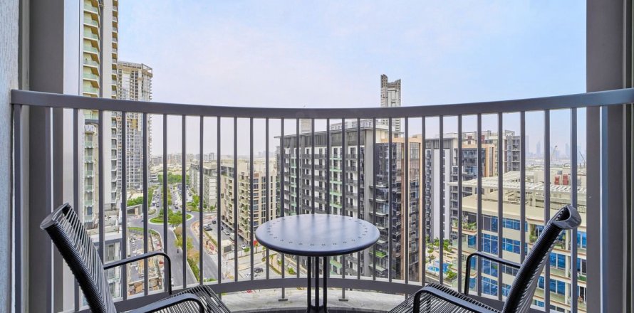 Квартира в Дубае, 2 спальни, 83.2м², № 64270